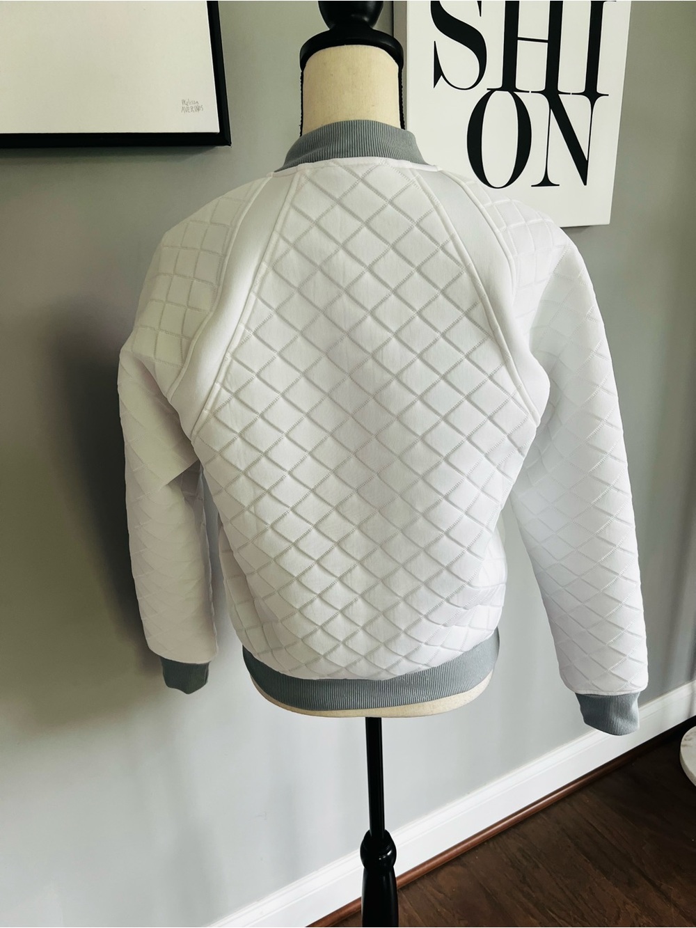 Athleta Infusion Bomber Quilted Jacket - Picture 5 of 10